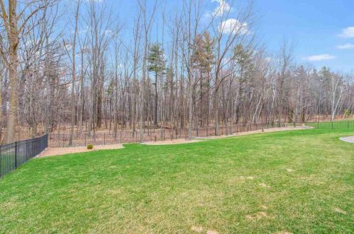 3235 Twin Pines Ct, Green Bay, WI 54311-8950