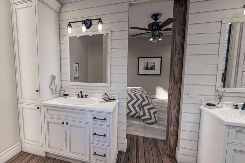 1900 Thompson Rd, Weatherford TX  76087-8157 exterior