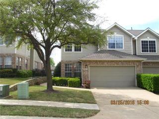 9829 Castlewood Dr, Plano TX  75025-5262 exterior