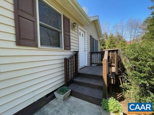 697 Greene Acres Rd, Stanardsville VA  22973-2521 exterior