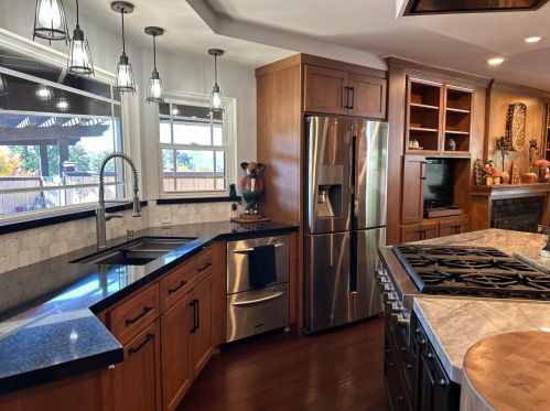 2760 Fountain Oaks Dr, Morgan Hill, CA 95037-3949