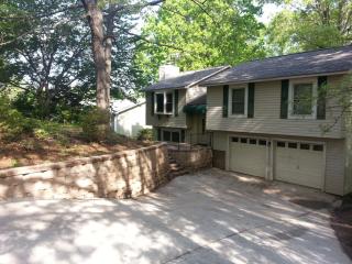 1005 Pine Oak Way, Taylors SC  29687-4408 exterior