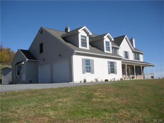 8053 Wertman Rd, Fogelsville, PA 18051-1820