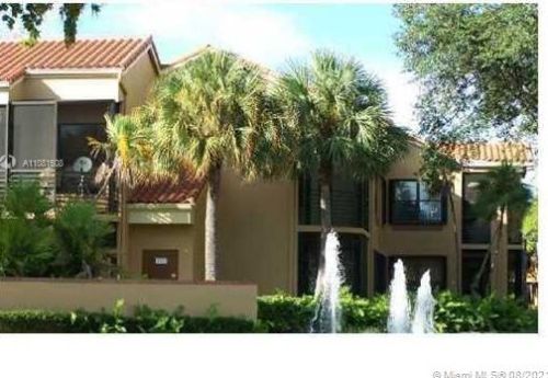 15563 Miami Lakeway, Hialeah, FL 33014-7503