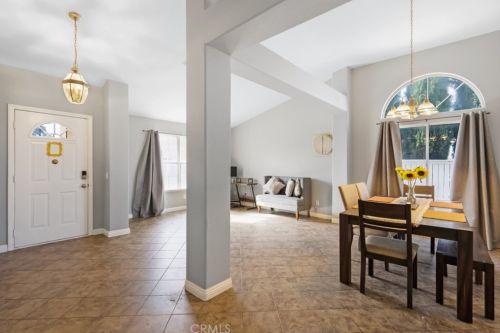 13262 Spring Way, Victorville CA  92392-6805 exterior