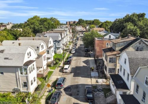 30 Grace St, Irvington NJ  07111-3506 exterior