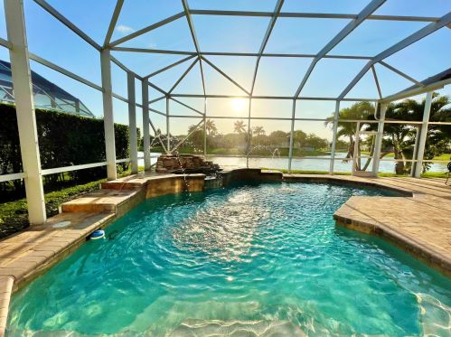 10601 Maple Chase Dr, Boca Raton, FL 33498-4812