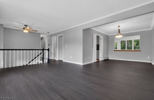 2207 Perrine Rd, Martinsville, NJ 08836-2320