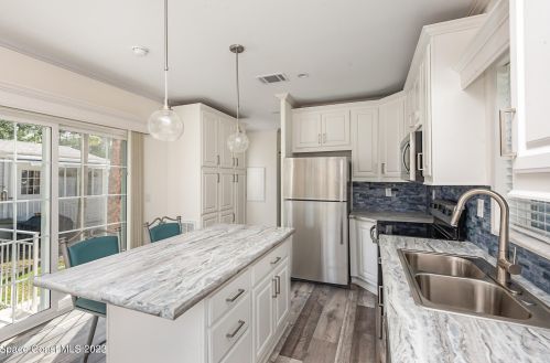 503 Lake Dr, Titusville FL  32780-2535 exterior