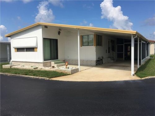 2133 Manoa Dr, Tarpon Springs, FL 34691-3617