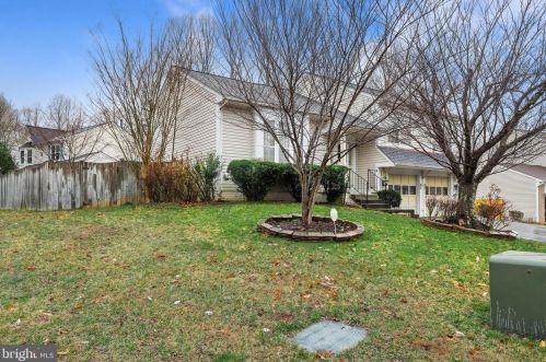 5344 Satterfield Dr, Woodbridge VA  22193-3408 exterior