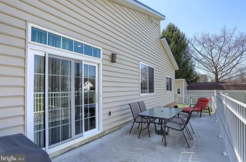 404 Coover St, Navy Sup Dpt PA  17055-4225 exterior