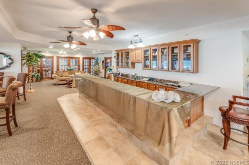 3311 Atlantic Ave, Daytona Beach FL  32118-6304 exterior