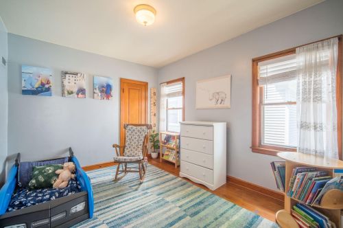 2132 60, Milwaukee WI 53219-1568 exterior