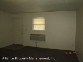 728 11th St, Junction City KS  66441-2137 exterior