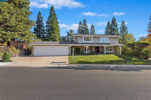 300 Camaritas Way, Danville CA  94526-5439 exterior