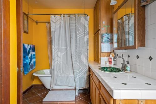 2195 Old Stagecoach Rd, Uhland TX  78640-5671 exterior