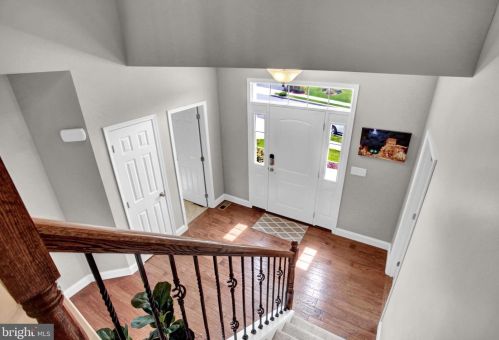 7 Dogwood Ter, Siddonsburg PA  17019-8733 exterior
