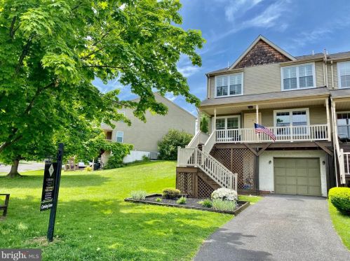 79 Mulberry Dr, Southampton, PA 18966-2867