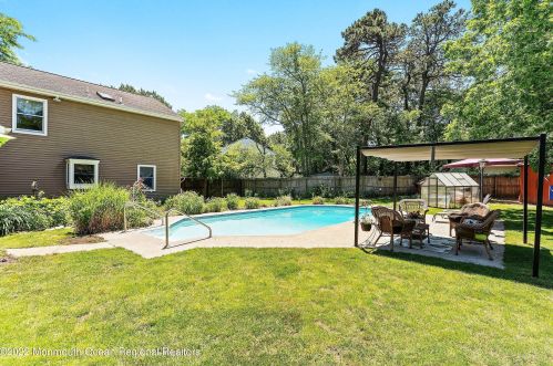 600 Kirk Ln, Bricktown NJ exterior