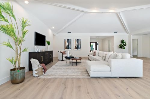 4315 Lakewood Dr, Delray Beach FL  33445-9004 exterior