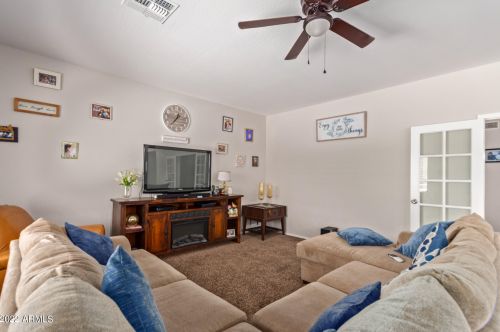 10517 Magnolia St, Tolleson AZ  85353-5623 exterior