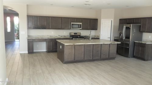 11991 Polk St, Avondale AZ  85323-7201 exterior