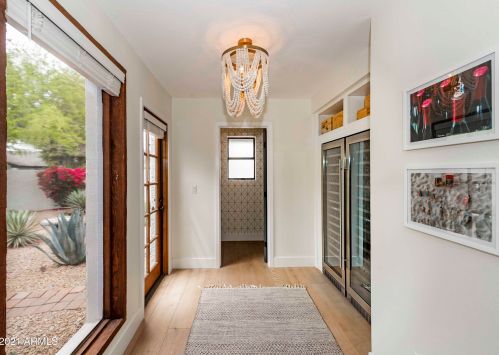 5301 Paradise Dr, Scottsdale AZ 85260-5433 exterior