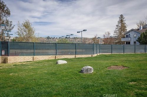 26863 Claudette St, Santa Clarita CA  91351-4835 exterior