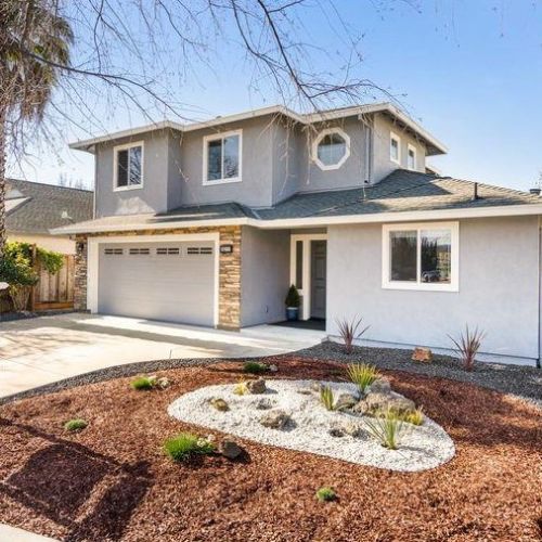 9211 Church St, Gilroy, CA 95020-2708