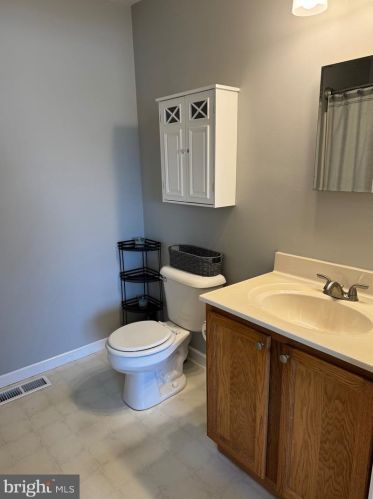 104 Sailor Ln, Milton DE  19968-1558 exterior