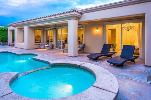 79 Calle Manzanita, Rancho Mirage CA  92270-4140 exterior