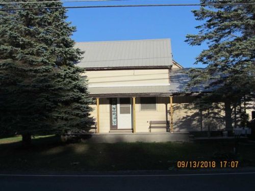 21 Gulf Rd, Colton, NY 13625-3226