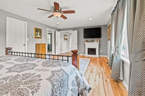 309 Pilgrim Ln, Southington CT  06489-1345 exterior