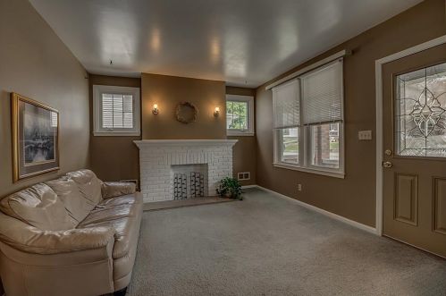 15 Wilbers Ln, Newport, KY 41075-1912