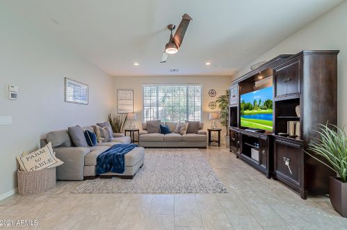 3942 Canyon Pl, Chandler AZ  85249-2075 exterior