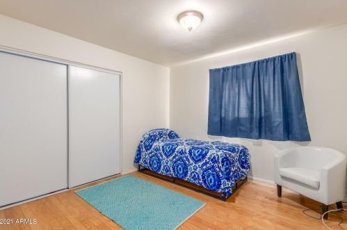 8014 Oak St, Scottsdale AZ  85257-2846 exterior