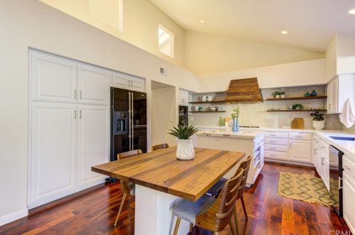 462 Mercedes Ln, Pismo Beach CA  93420-2658 exterior