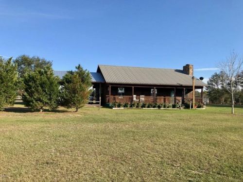 110 Pike Pond Rd, Sunny Hills, FL 32428-4578