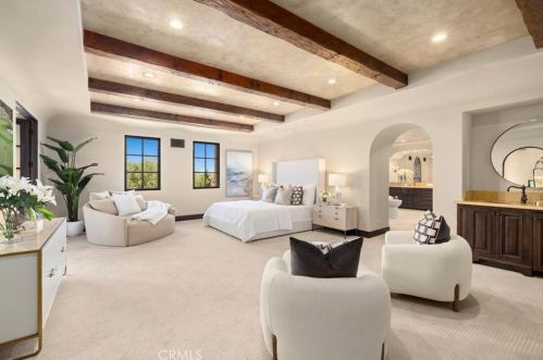 47 Echo Gln, Irvine CA  92603-0421 exterior