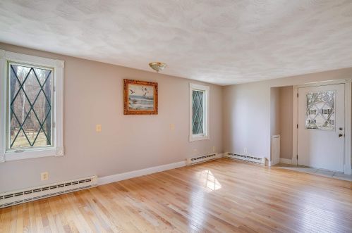 11 Stonewall Rd, Alton NH  03809-5149 exterior