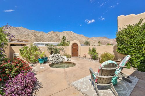 54560 Avenida Madero, La Quinta CA  92253-3725 exterior
