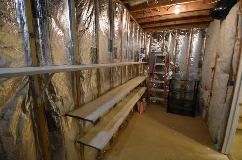 97 Highlands Blvd, Easton PA  18042-7262 exterior