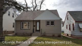 4513 57th St, Milwaukee WI  53218-5604 exterior