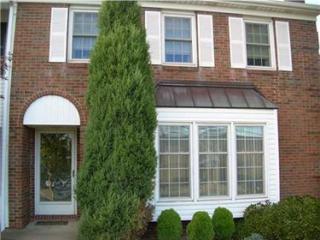 227 Georgetowne Vlg, Indiana, PA 15701-2470