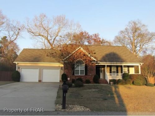 106 Steeple Run Dr, Raeford, NC 28376-5416