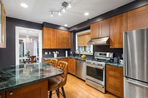 47 Devonia Ave, Mount Vernon NY 10552-1008 exterior