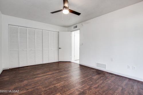 7204 Camino Vecino, Tucson AZ 85715-3418 exterior