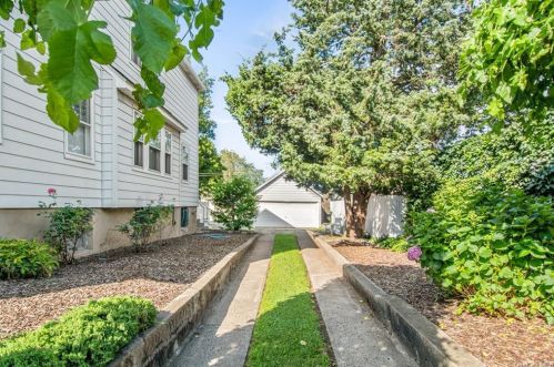 1010 Logan Ave, Bronx, NY 10465-2109