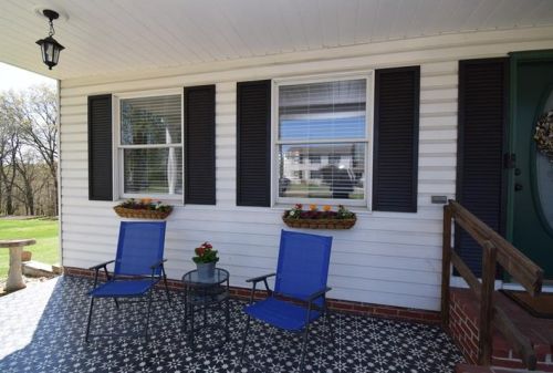 114 Dana Dr, New Brighton, PA 15066-3502